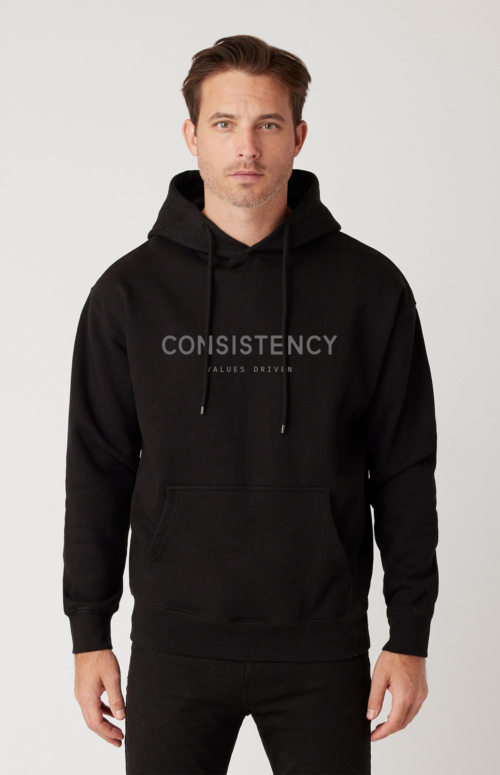 John is 5'10'’ tall and is wearing size L.
