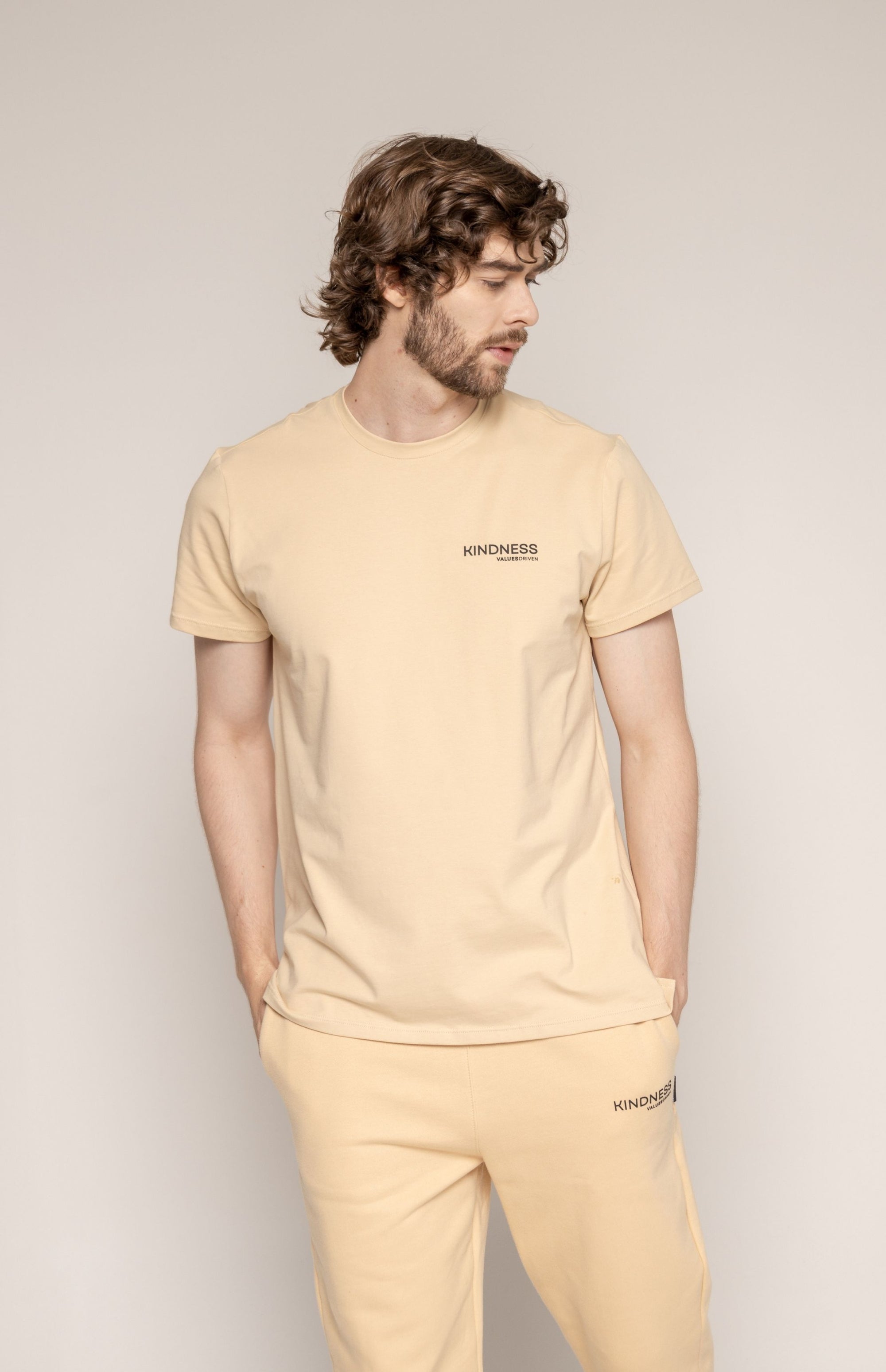 Kindness T-Shirt Beige