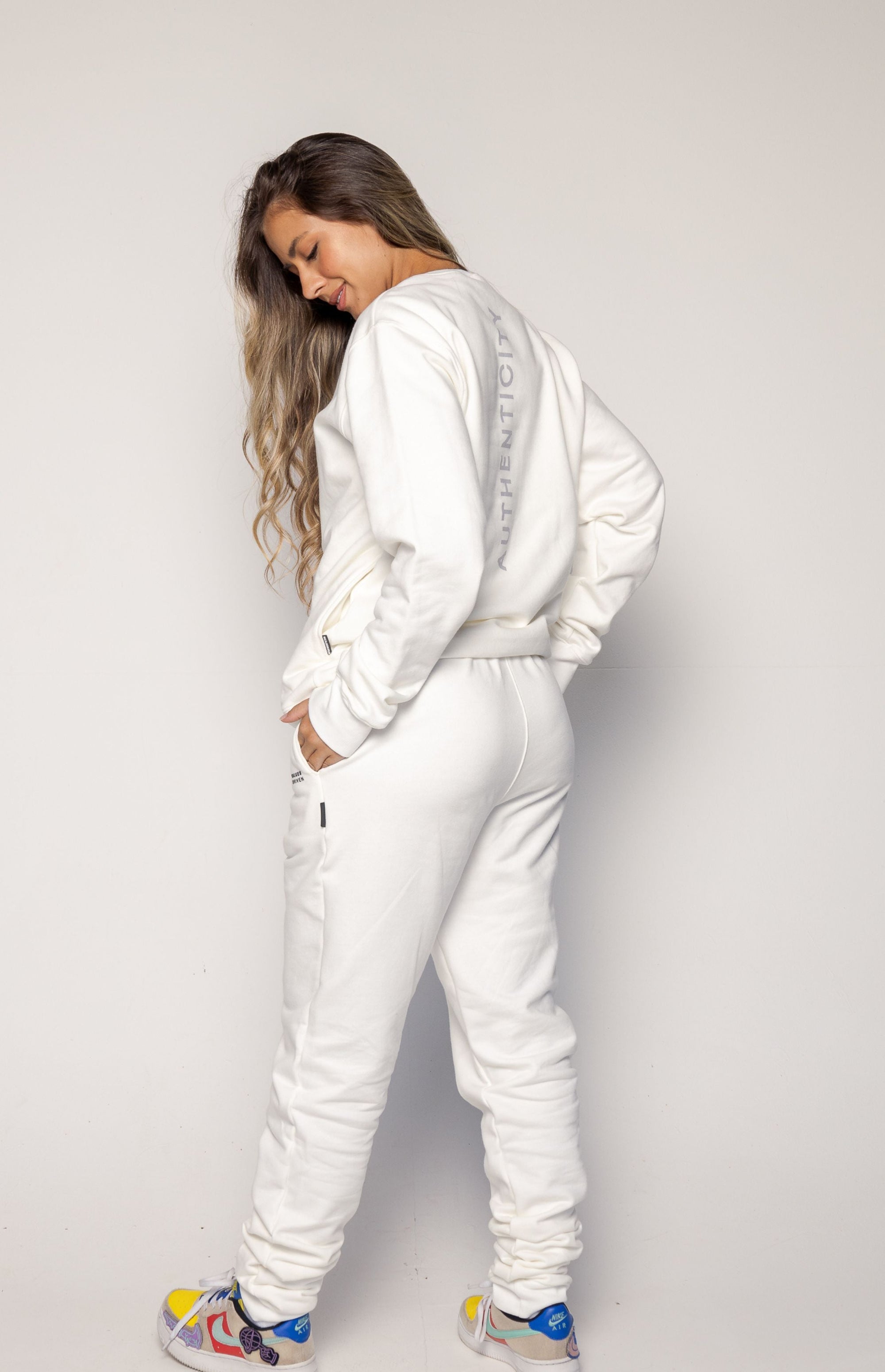 Authenticity Crewneck Off-White