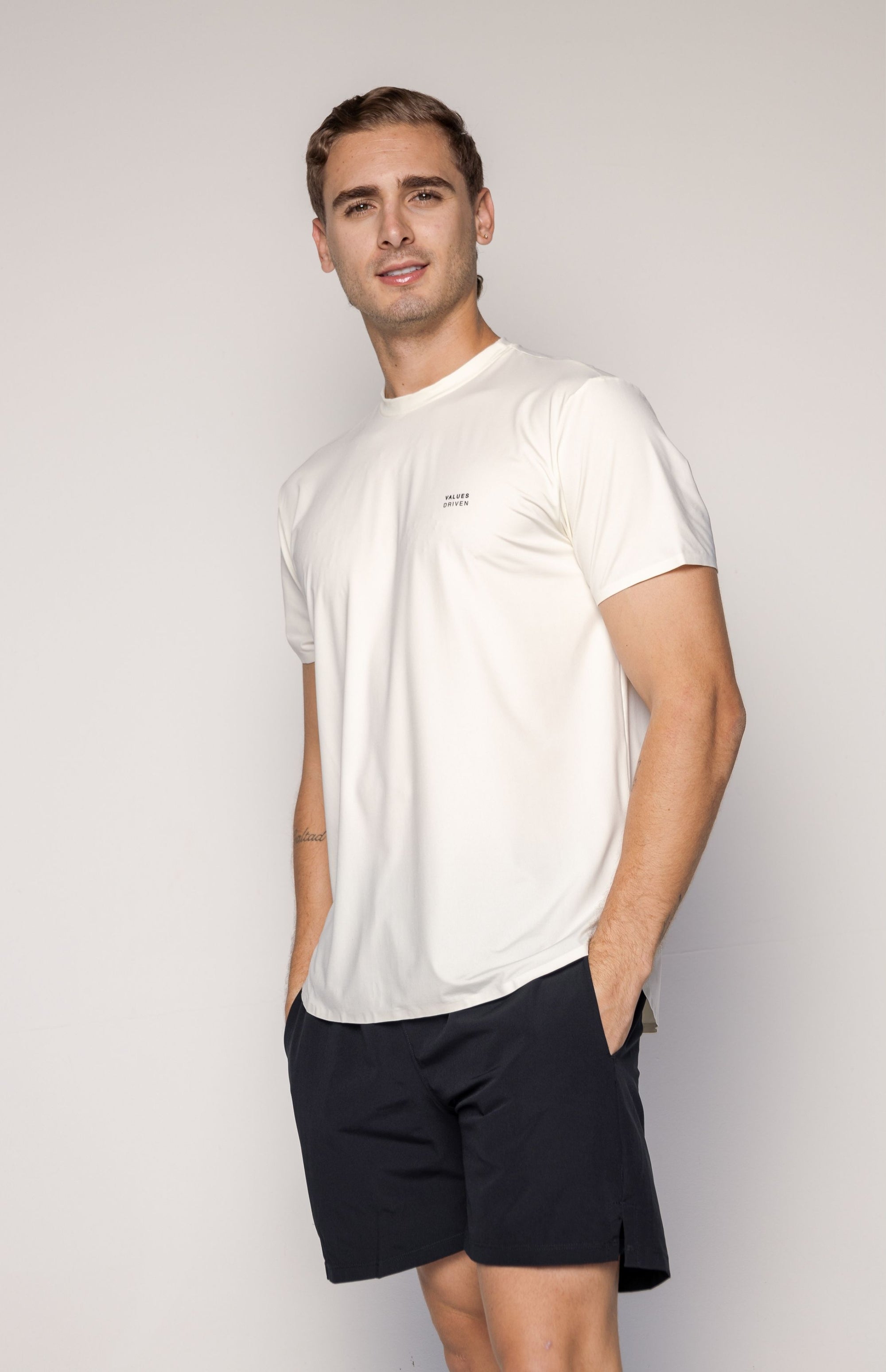 Authenticity Performance Tee Off-White