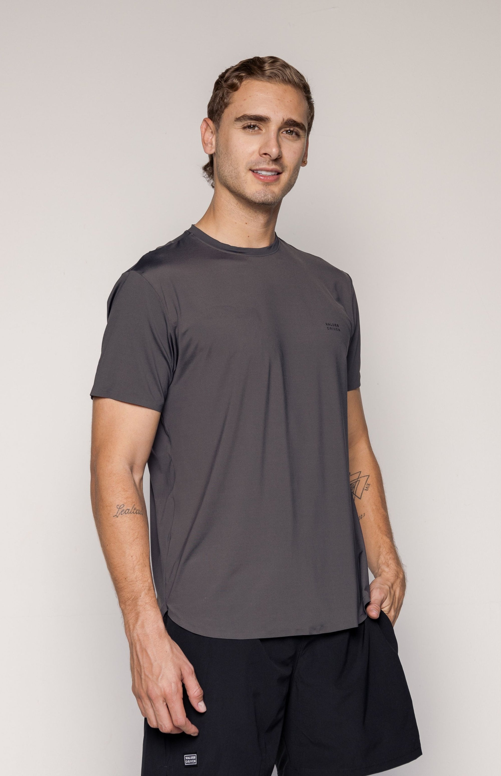 Discipline Performance Tee Gray