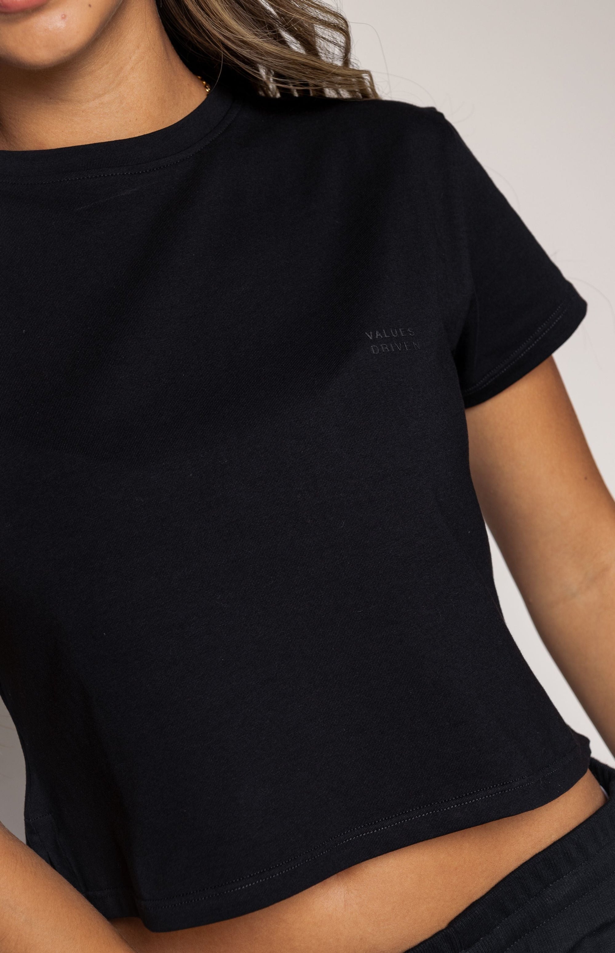 Resilience Crop Top Black