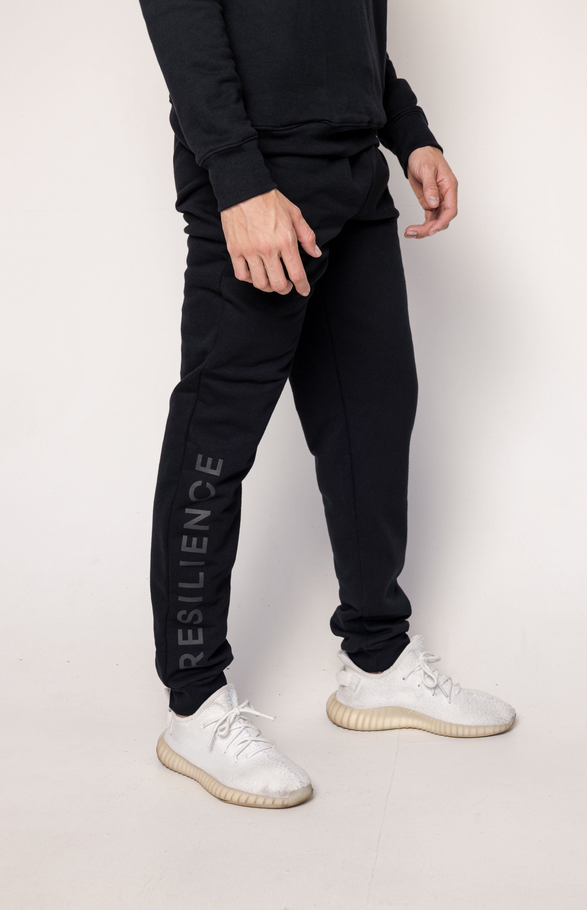 Resilience Jogger Black