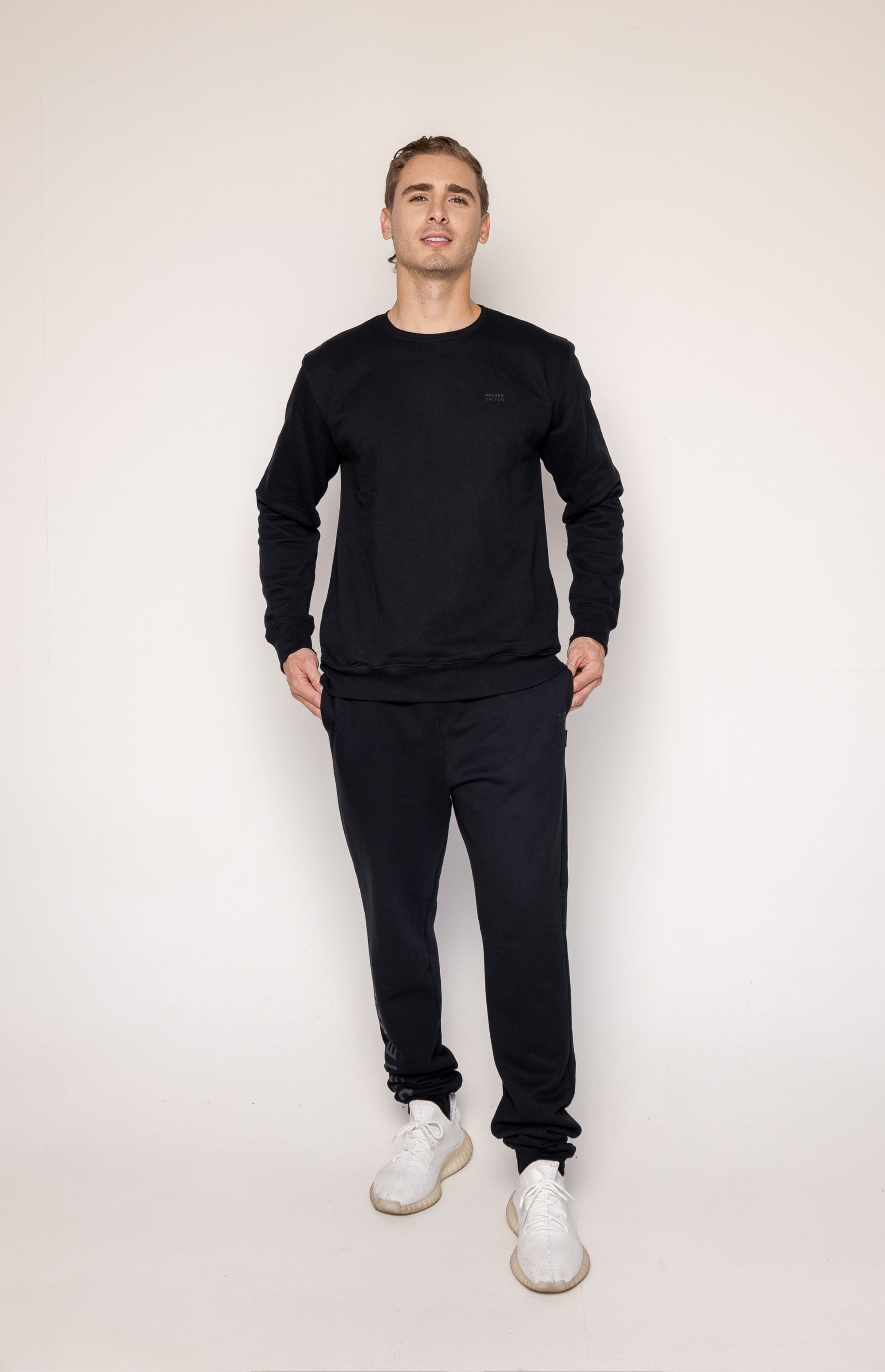 Resilience Crewneck Black