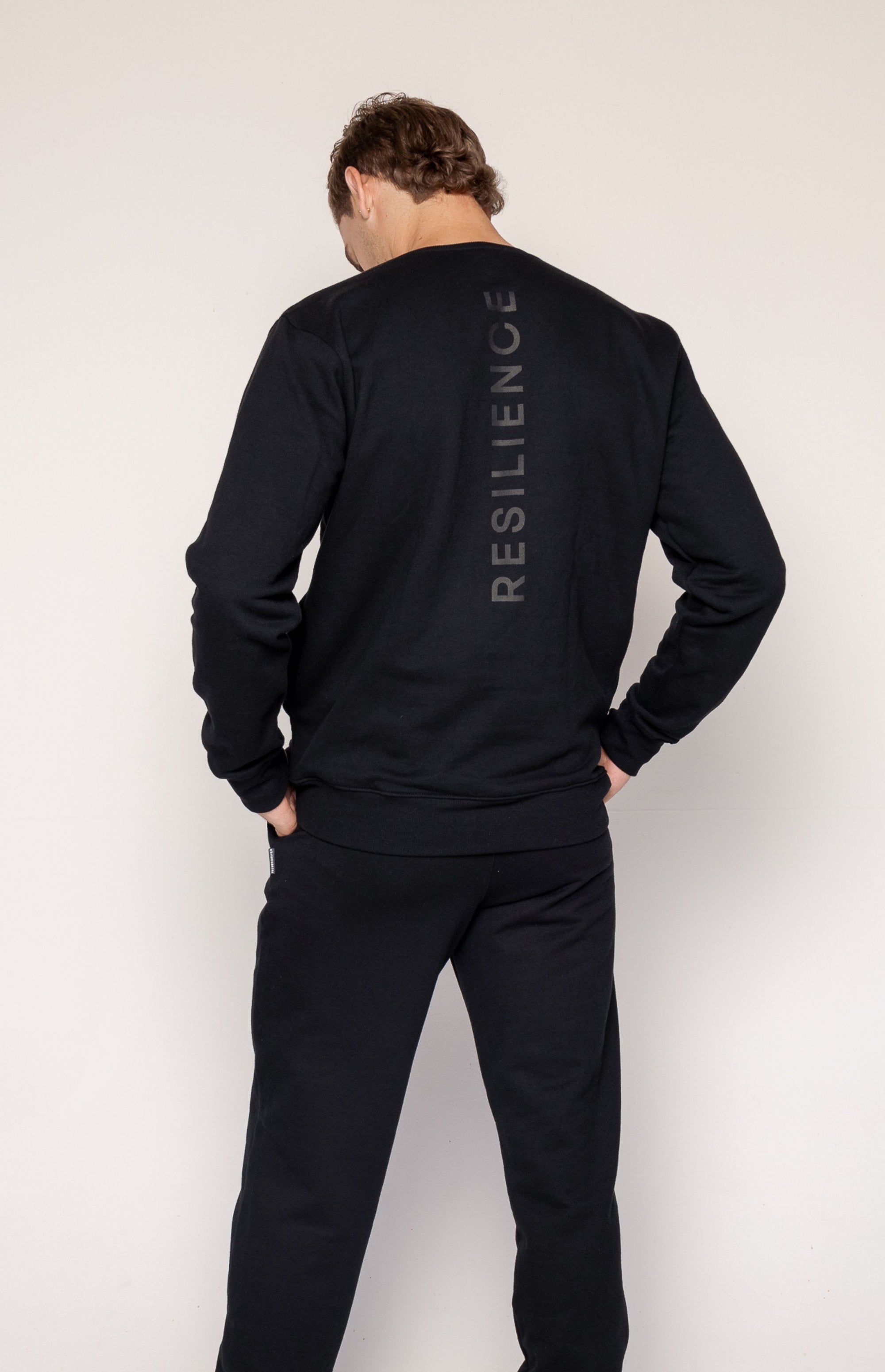 Resilience Crewneck Black