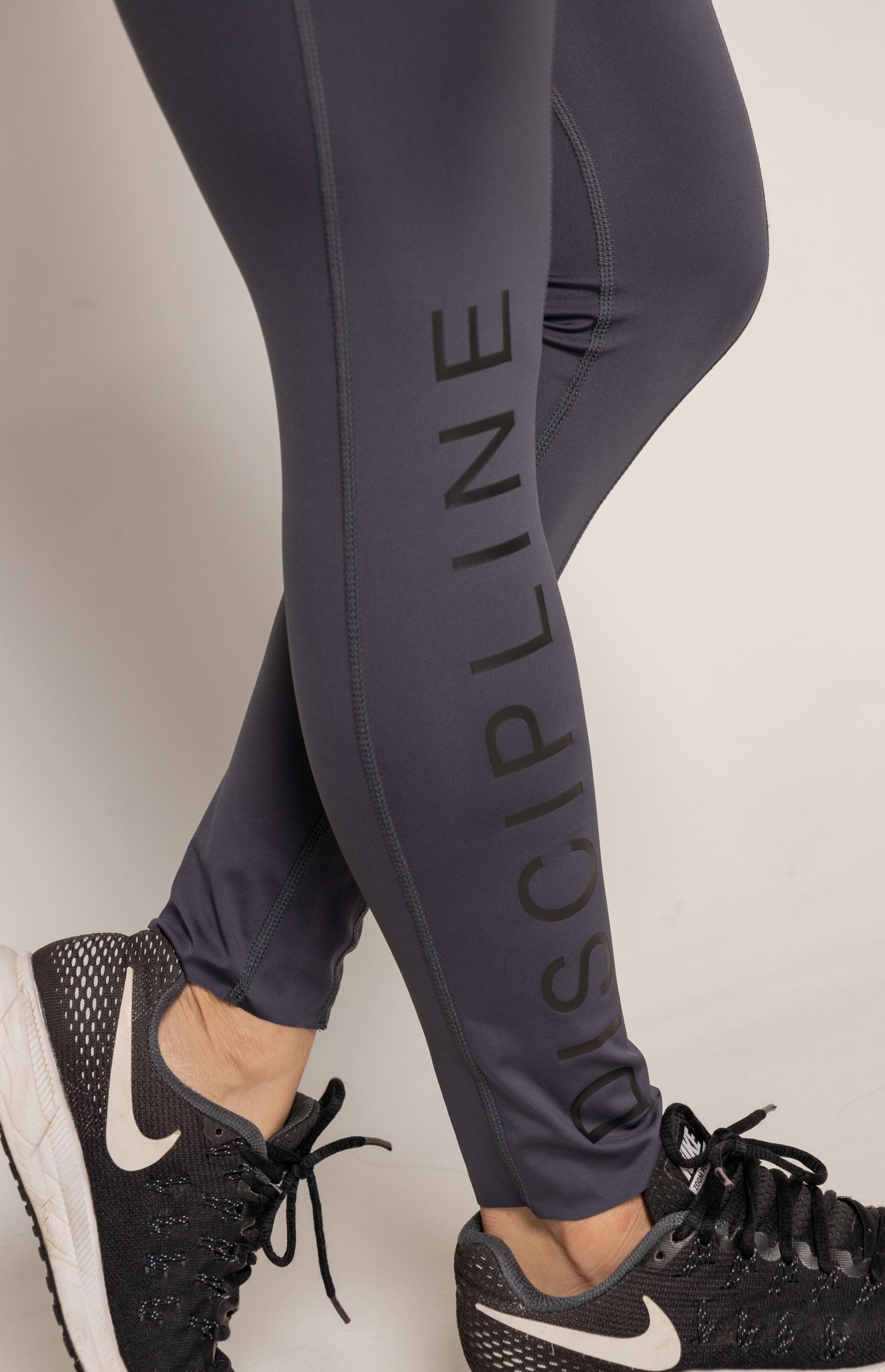 Discipline Leggings Gray