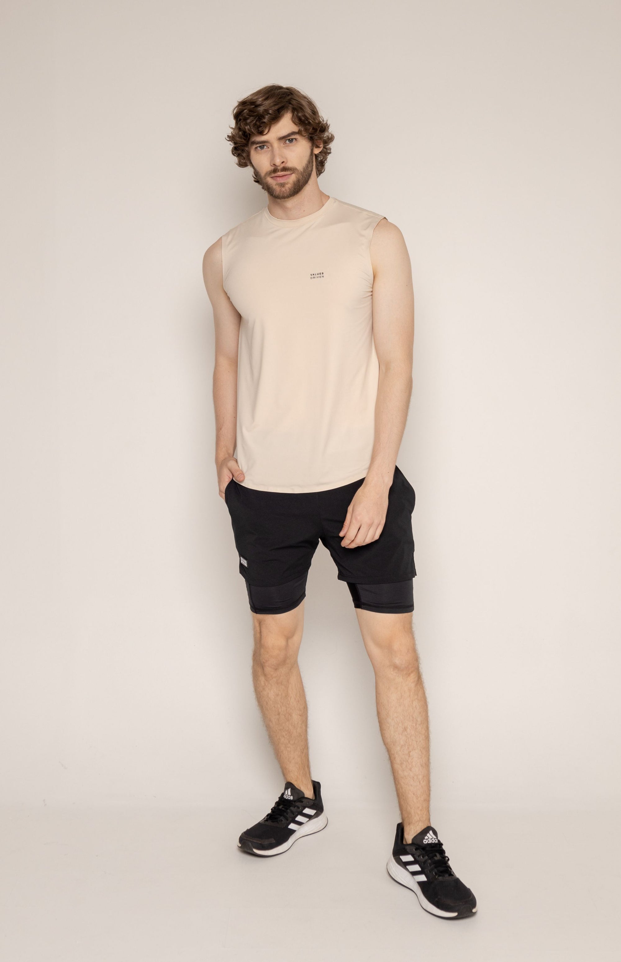 Resilience Short Black