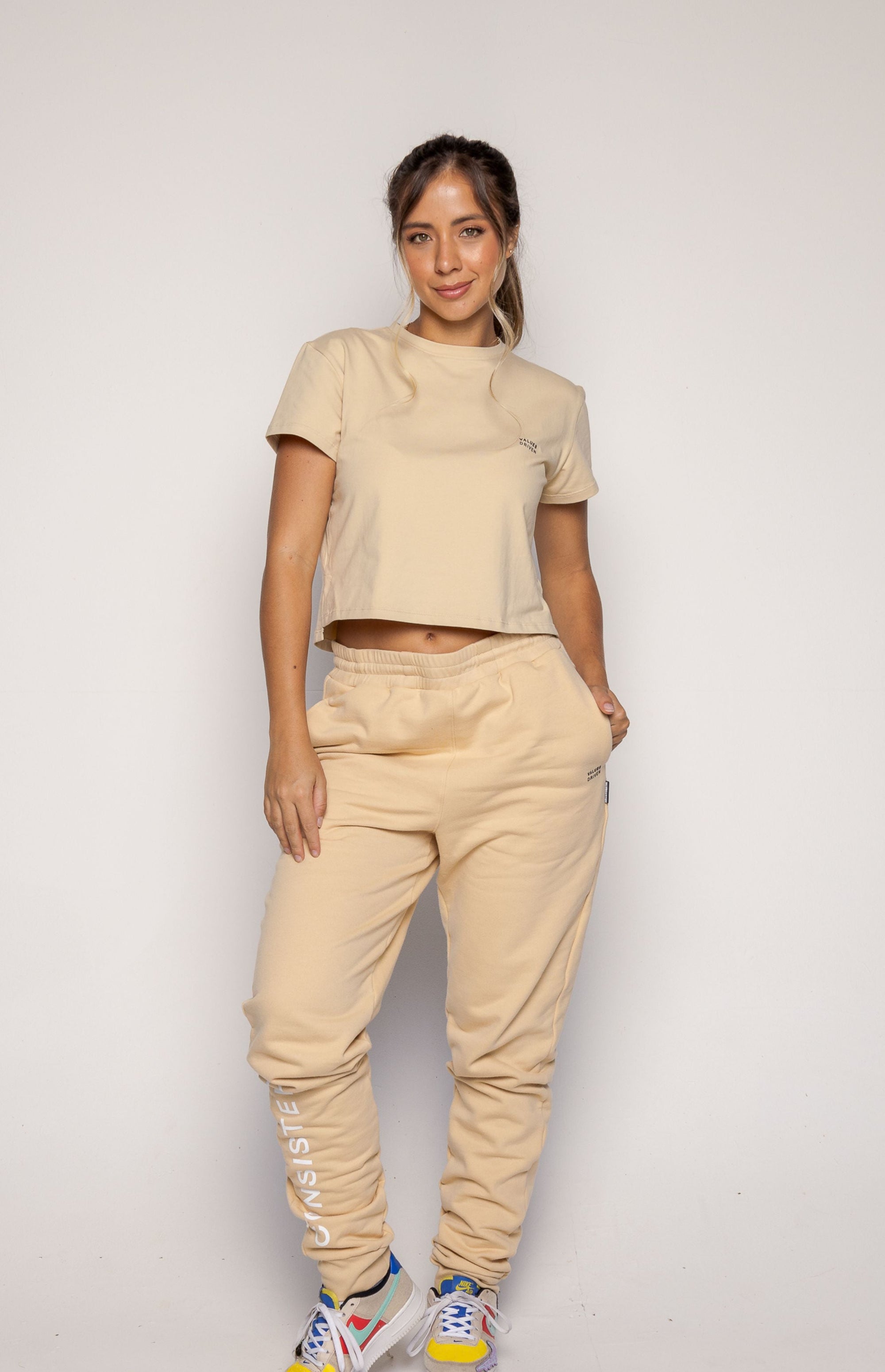 Consistency Jogger Beige