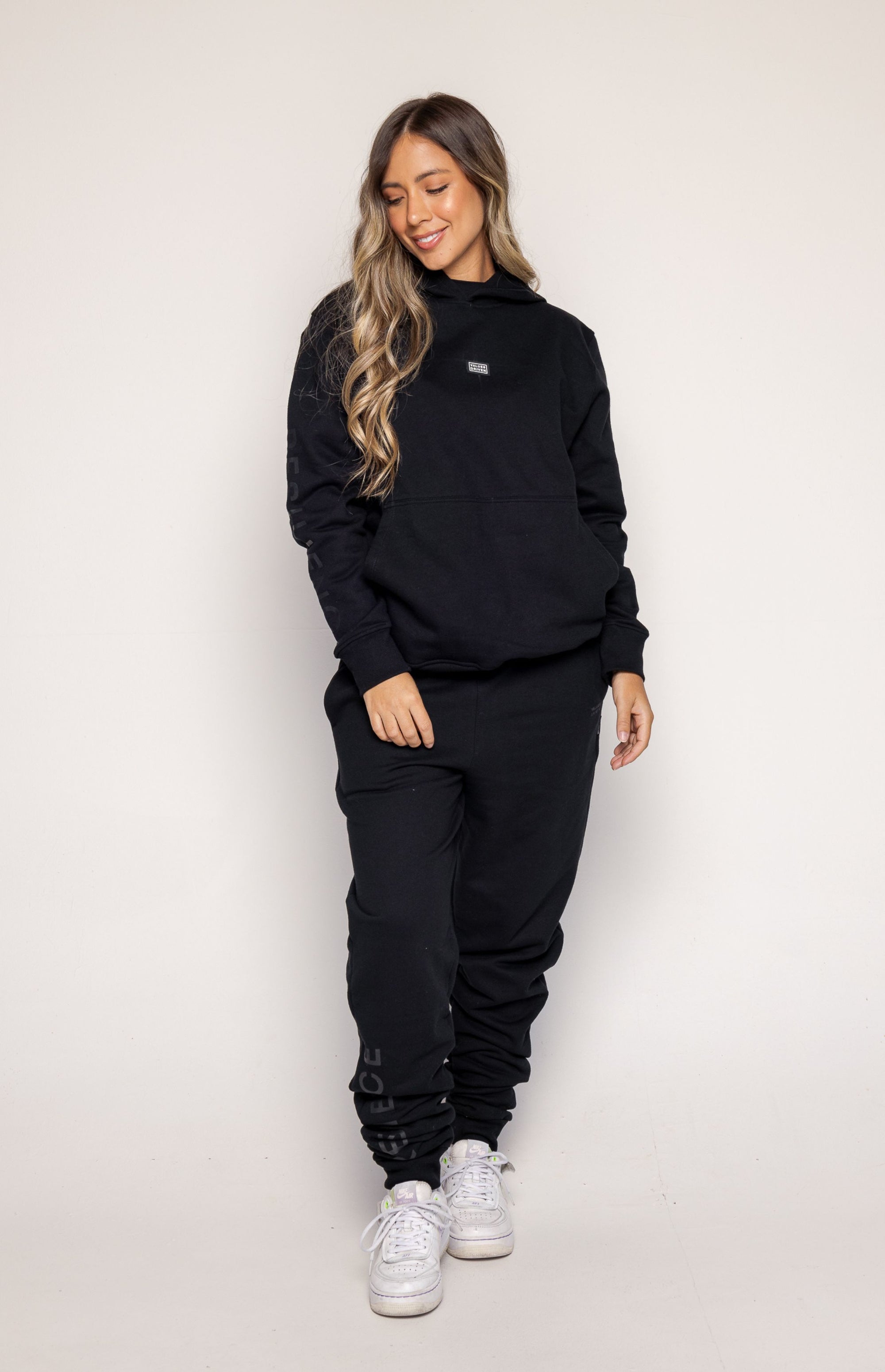 Resilience Hoodie Black